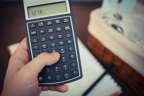 Calculadora con pantalla LCD