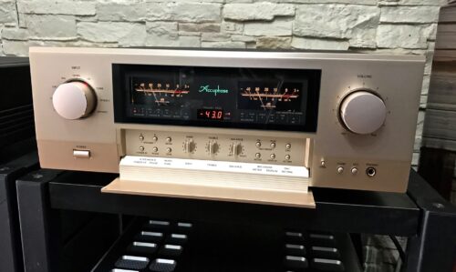 Amplificador HIFI de la firma Accuphase