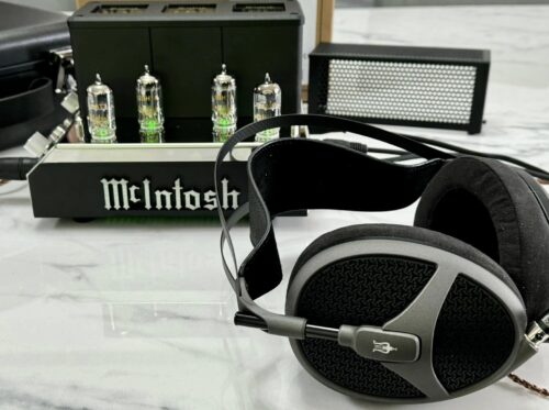 Auriculares hifi con cable y preamplificador de auriculares McIntosh