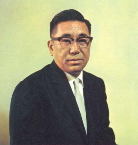 Kōsaku Kikuchi, fundador de Sansui.